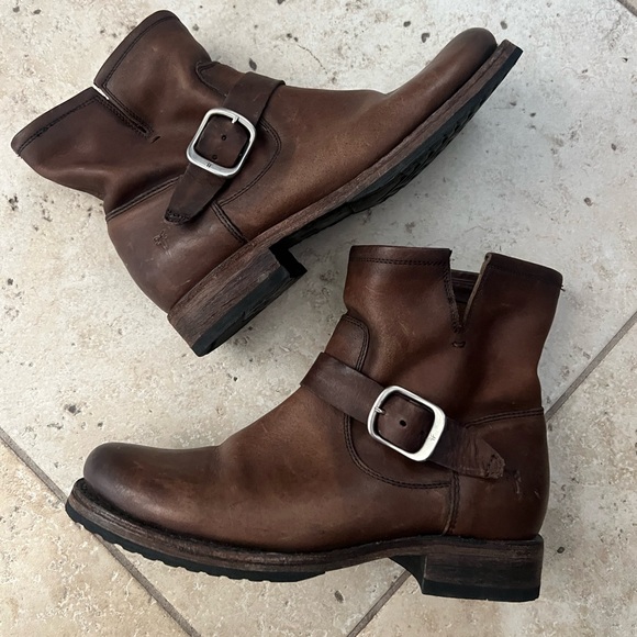 Frye Veronica Short Pull On Booties Boots Western Vintage New Size 8 Stone - Picture 2 of 16